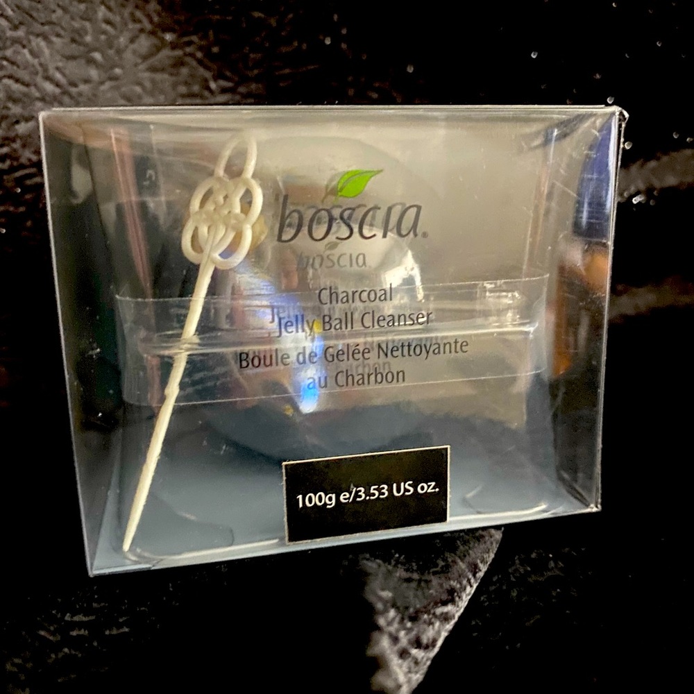 Boscia Charcoal Jelly Ball Cleanser